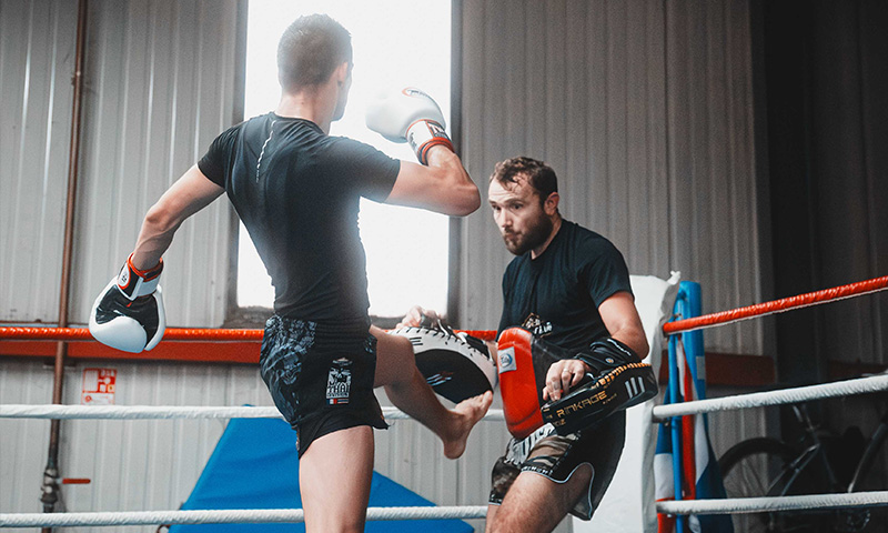 Cours de boxe thaïlandaise au MMA Fight Club Gym